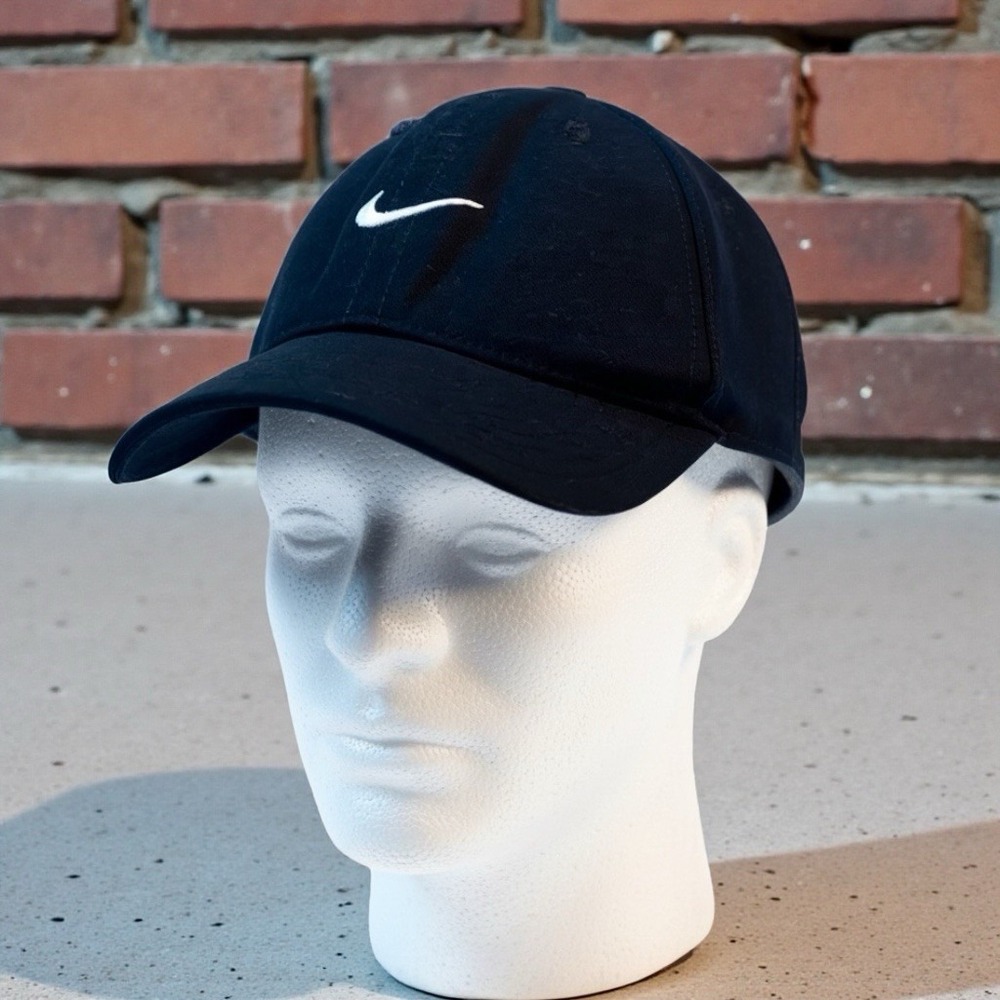 Nike Dri FIT ADV Club Cap Running Tennis Hat Black Size L / XL FB5598 010